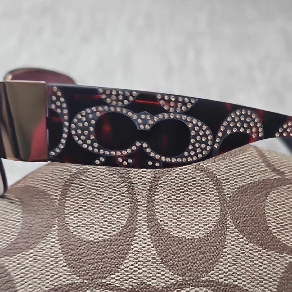 Coach Black and Brown Sunglasses - Picture 5 of 5